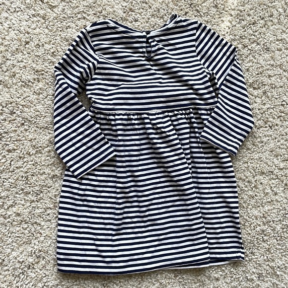 Girls 3T GAP Sweater and Dress - Picture 6 of 8